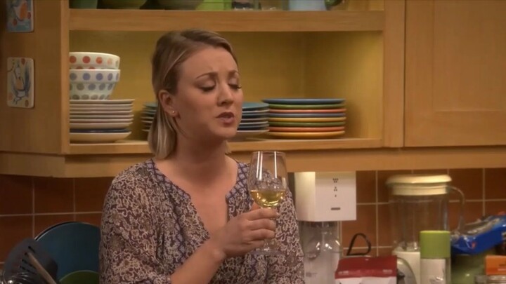【TBBT】Village Bully Penny crushes the cup with her bare hands