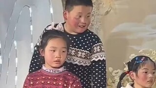 父母连席也没吃就提前回家了……