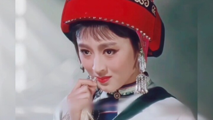 Yang Likun had a promising future, but it was shattered by that crazy era...