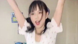 康我  在康我  还在康我  再康就把你脑浆喝掉！！！