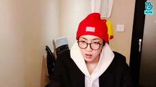 Listen to music with Wooseok