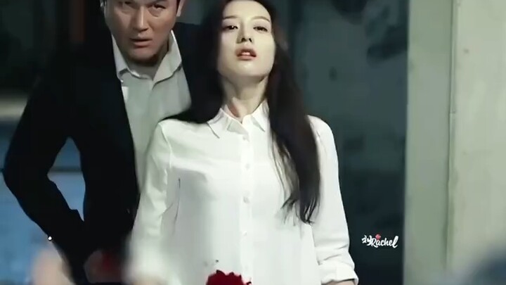 Kim Ji-won is truly flawless from every angle! Now that’s acting—just a few seconds and I was so emo