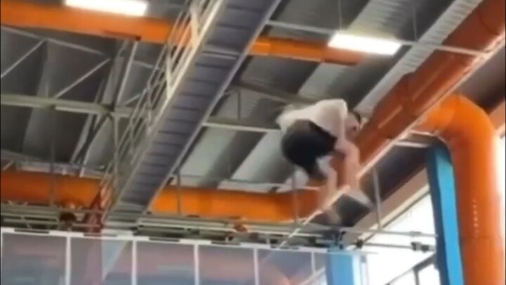 Momen Olahraga Menakjubkan dari Para Ahli #17