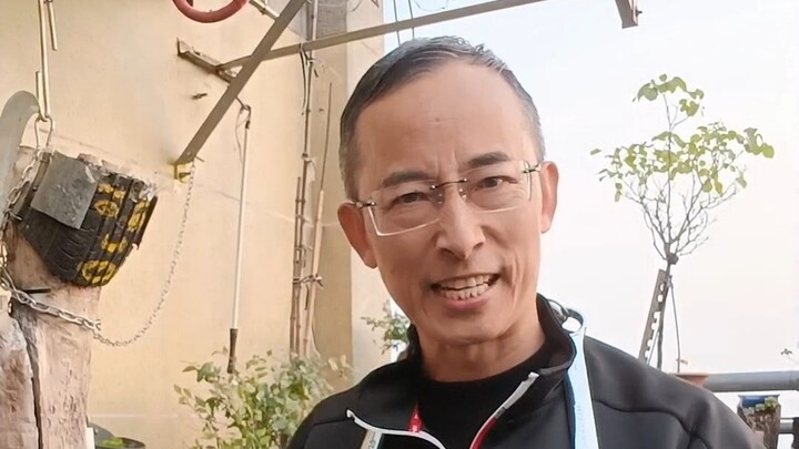 Today, Chen He Gao the real person officially joined Bilibili!