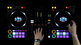 Remix 6 lagu oleh seorang DJ