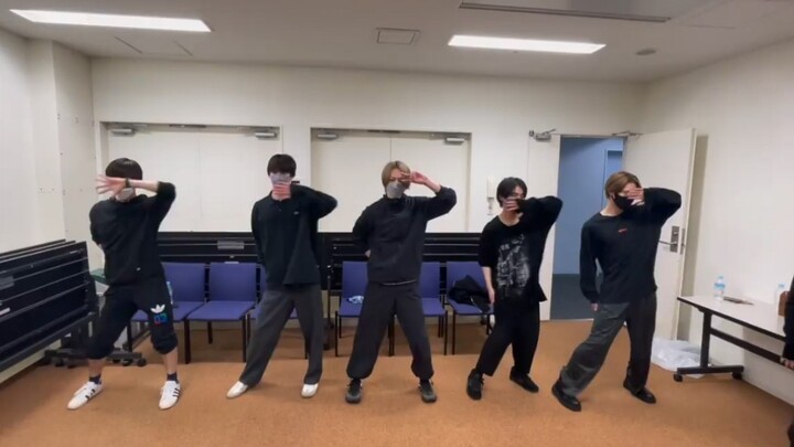 绝对**2片头曲练习室版