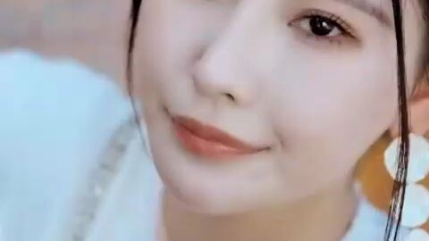 สาวปลอมตัวใกล้ชิดท่านประธาน ถูกคุณย่าจับคู่หมั้น!! หารู้ไม่เธอคือคนที่เขาตามหาทั้งชีวิต!?