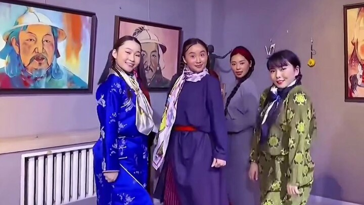 Buryat Dance vs. Hanfu Dance