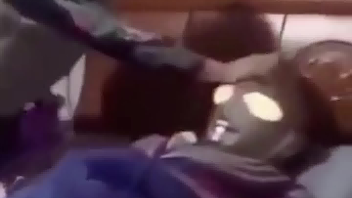 The red light isn’t even on—are you trying to scam the insurance?