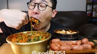 Mukbang nasiii