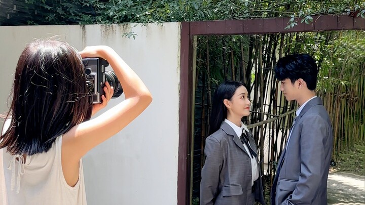 Jiang Yiyi + Ao Ziyi = sedikit manis