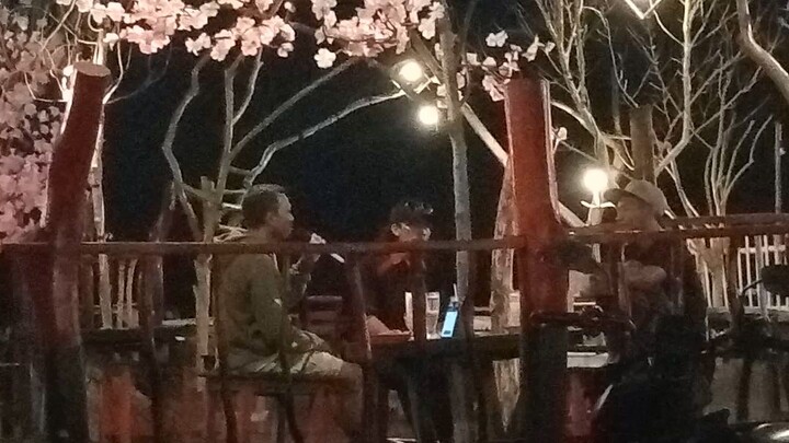 sik rohit terdapar di nakama cafe taman sakura.