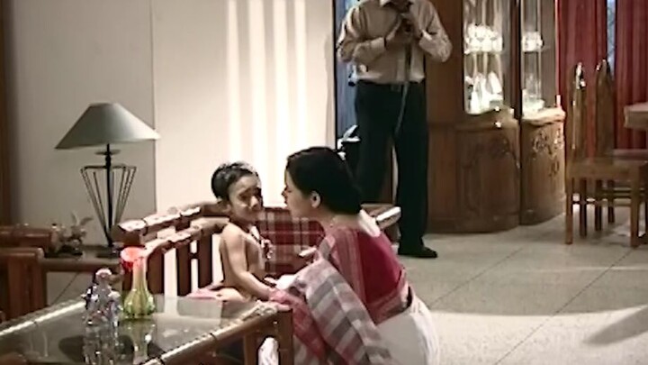 ছেলেদের চোখ প্রথম যেখানে যায়।