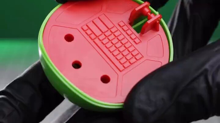 Super bloody mouth! ! [Cheap stuff] Bandai Haro Haro Basic Green Haropla Review