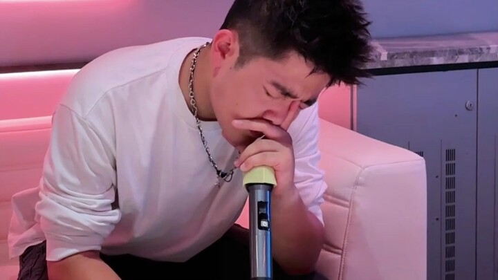 When Karaoke Meets the Prime Real Estate in Front of Your Door: A Tribute to Teacher Xiang Zuo!