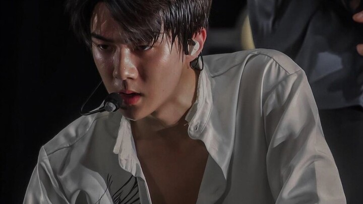 【EXO/Wu Shixun】Late-night warning | Teacher Wu hip-thrust mashup