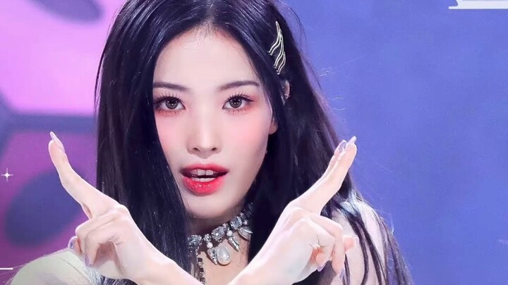 Looking for a straight cover, but JYP female idol