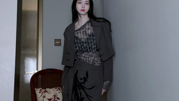 Spring Collection: High-End, Trendy Outfits for Art Students