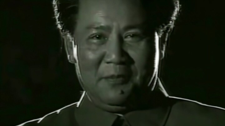 Nhân dân hô vạn tuế cho ông! Ông lại nói: Nhân dân vạn tuế!