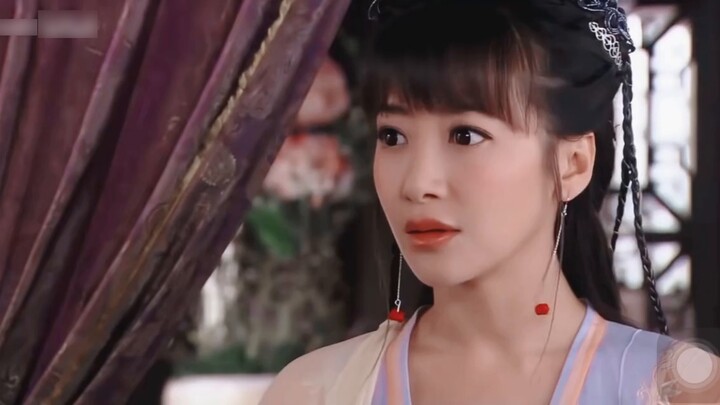 Từ khi Bát tỷ bị Cửu tỷ bắt cóc xuống thế gian, cô ấy ngày càng trở nên lập dị! Hóa ra sự dễ thương 