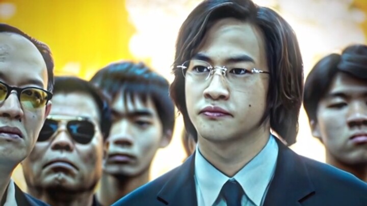“Hạng Vũ từng lăn lộn trong xã hội đen à?”