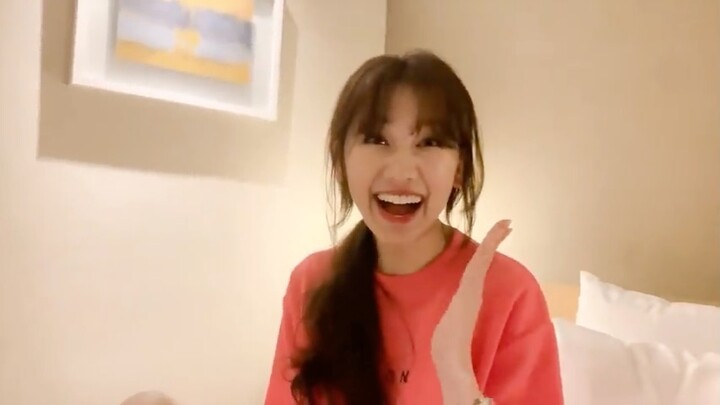 Trấn Thành bất lực với muôn kiểu đồ chơi sáng tạo của Hari