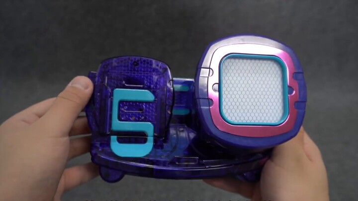 A belt with bad breath? Kamen Rider DX REVICE Driver Review