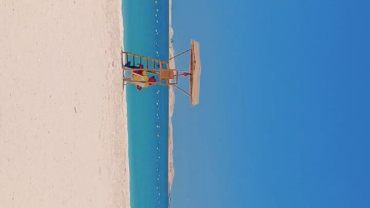 Dubai Beach 🏖️⛱️⛱️🏖️