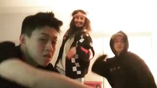 Rich Brian: Macho Dance