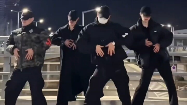 Mengulas para penari berjiwa menarik, jiwa-jiwa menarik yang bersama-sama membuat kebahagiaan berlip