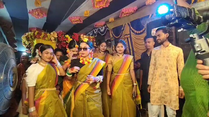 বৌদি পুরাই 🔥,,,, আমি নাচতে না জানলে উঠান বাঁকা বলি নাই 😁