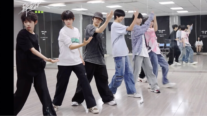 [Trainee Keluarga TF] Ayo lebih sering tantangan menari tanpa salah musim panas ini! Suka lihat, leb