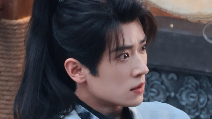 I’ve never seen Lei-ge this adorably goofy and lively—when he got tossed aside, he even wore this ut