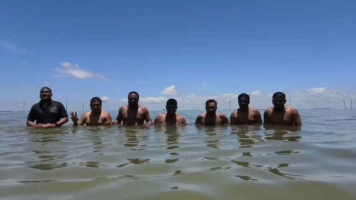 হাওরে ডুব দিলাম