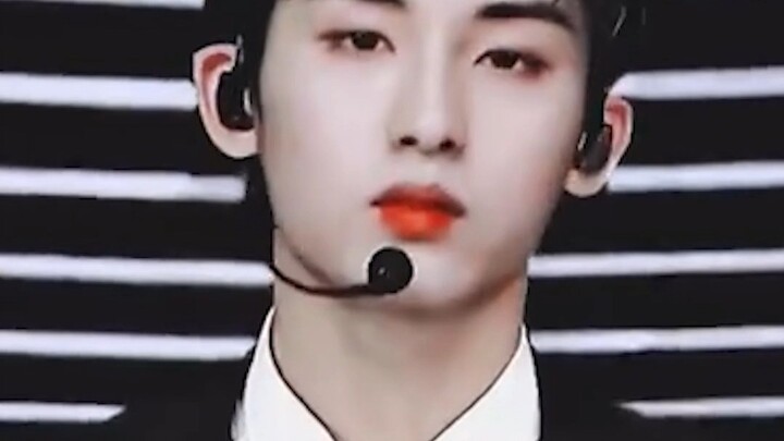 Đổng Tư Thành winwin đại diện cho đôi bên cùng có lợi