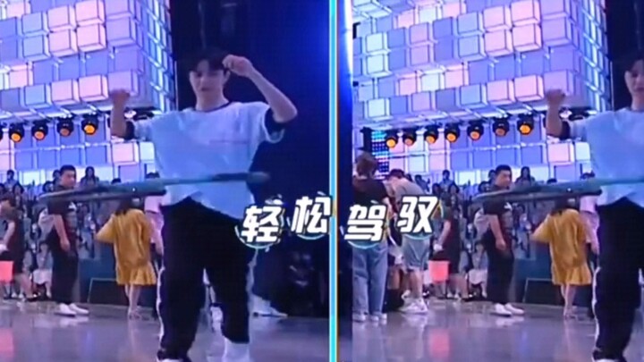 เบื้องหลังการเล่นฮูลาฮูปของหวังอี้ป๋อ—ทำไมตอนนี้ถึงไม่ได้ถูกใส่ไว้ในตัวละครจริงล่ะ?!