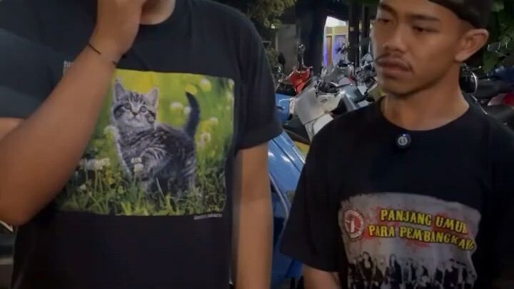 WA aj lh bg Suaranya Putus2