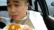 ASMR EATING SOUNDS - SURINAMESE/INDONESIAN FOOD: TELO (FRIED CASSAVA AND BAKKELJAUW)