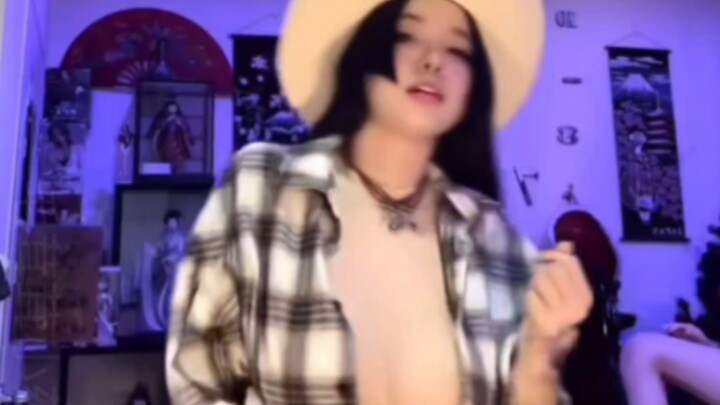 [Light Moment] If You Laugh, You’ll Turn into a Cat-Eared Maid! #21