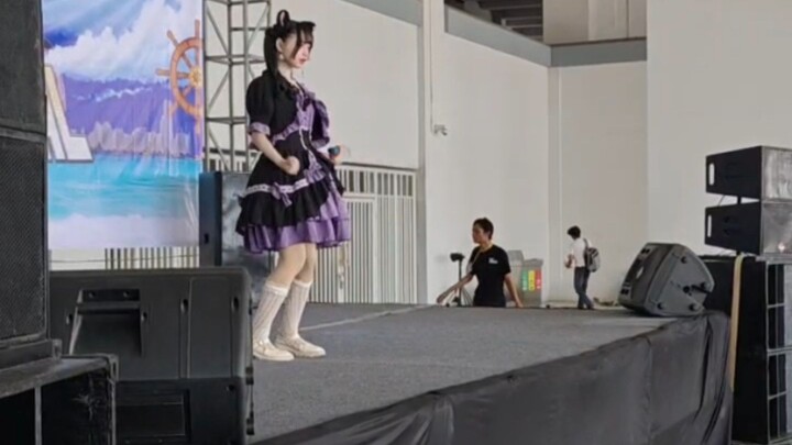 SOSOK FANS ASLI IDOL