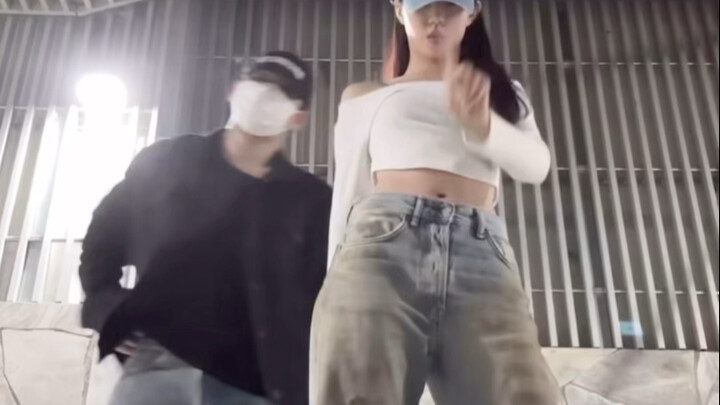 Dong Zhen Duo Hui truly lives up to being a trainee couple.