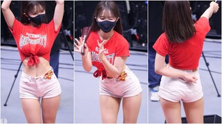 Các cổ động viên thật dễ thương