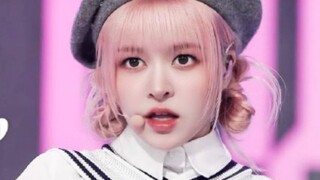 Take a bite of Baileys Berry, the lead singer with a slim waist and long legs, has a soaring appeara