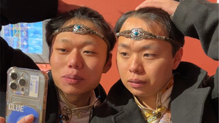 出去旅游，结果遇到了自己的双胞胎兄弟！？？