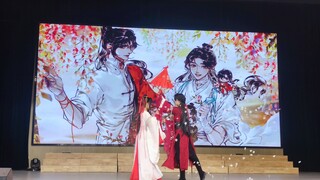 Lianlian is me in "Pleasant God". Huahua doesn't have an account. We danced to it at the school's Ne