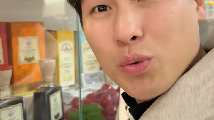 Siêu thị này đúng là mở mang tầm mắt quá đi!