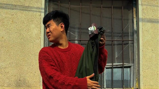 يبدأ يوم آنيو المزدحم بالعمل لدى البدين...