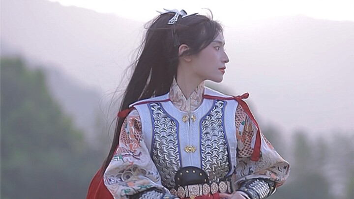 《如何成为国际超模-中国甲胄》