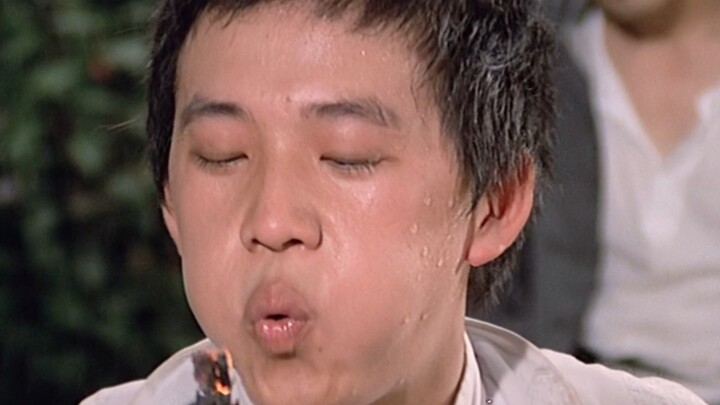 Chàng trai dùng trò ảo thuật qua mặt kẻ côn đồ