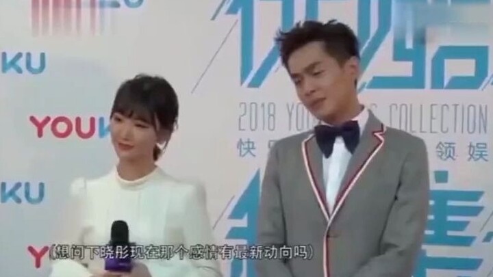 毛晓彤当时分手被记者追问感情生活都快哭了，张若昀帮她挡住记者提问，“拒绝回答这个问题，有什么事冲我来” 真的很绅士风度拉好感。